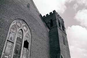 old-church-1057062-639x432