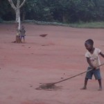 little kid sweeping [640×480]