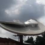damaged satellite dish [640x480]