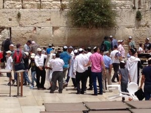 wailing wall men