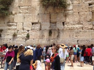 wailing wall women